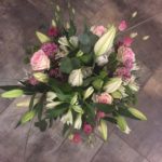 Kód: L041  obsah:  růže, lilie, alstromélie, eustoma, santina, zeleň
